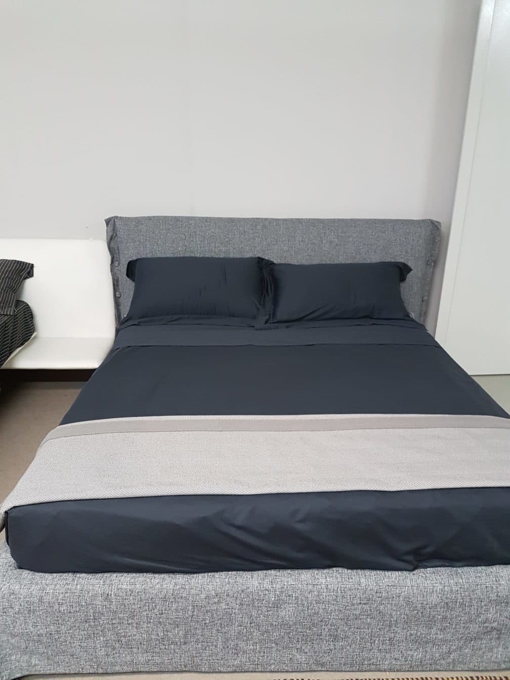 Letto matrimoniale imbottito Le-Gis - Immagine 1