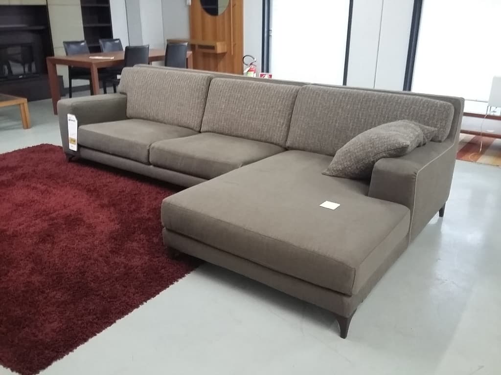 Divano con penisola Morrison by Ditre Italia in tessuto - Immagine 1