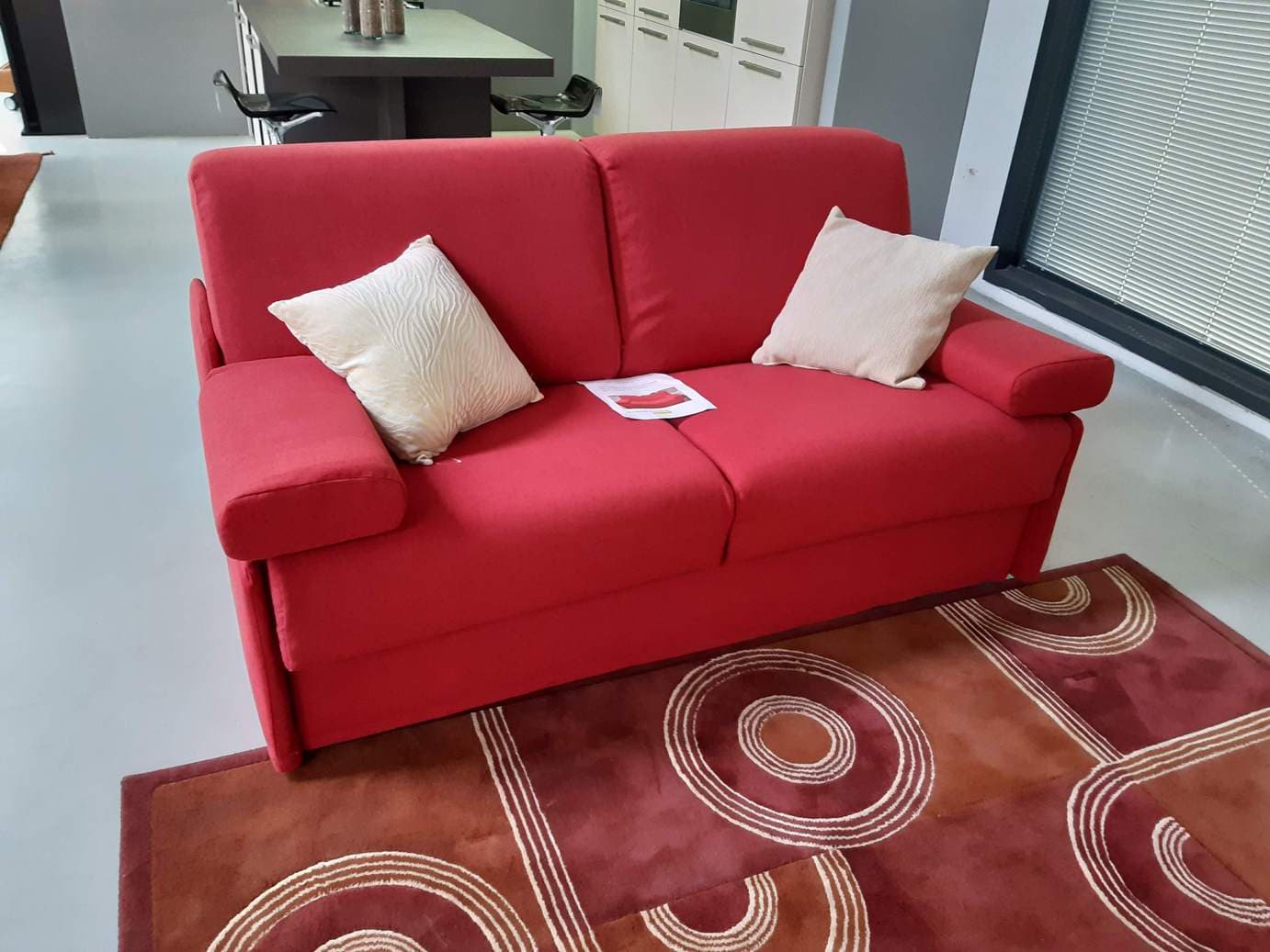 Divano letto Bobby con cuscino bracciolo - Immagine 1