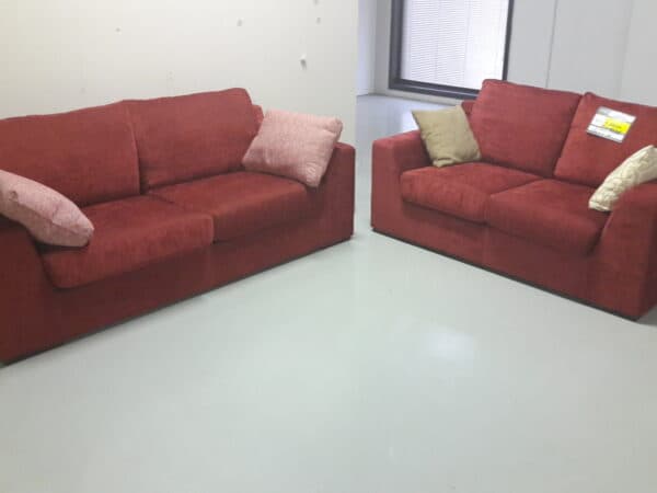 Coppia divani 3+2 posti rossi - Immagine 1