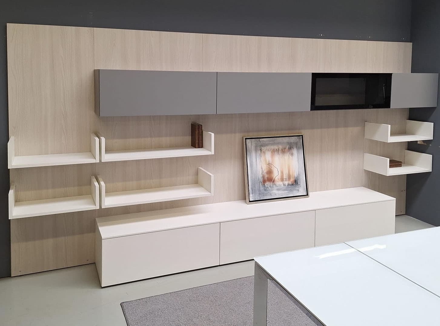 Soggiorno mobile tv legno chiaro e piombo - Immagine 1