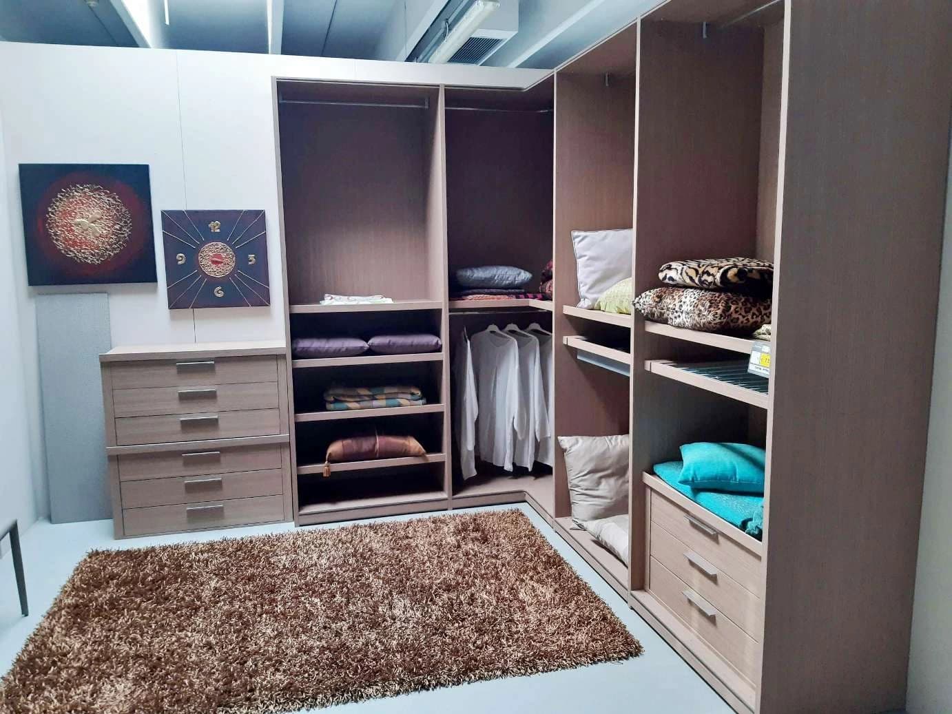 Cabina armadio legno ad angolo - A PREZZO OUTLET - Immagine 1