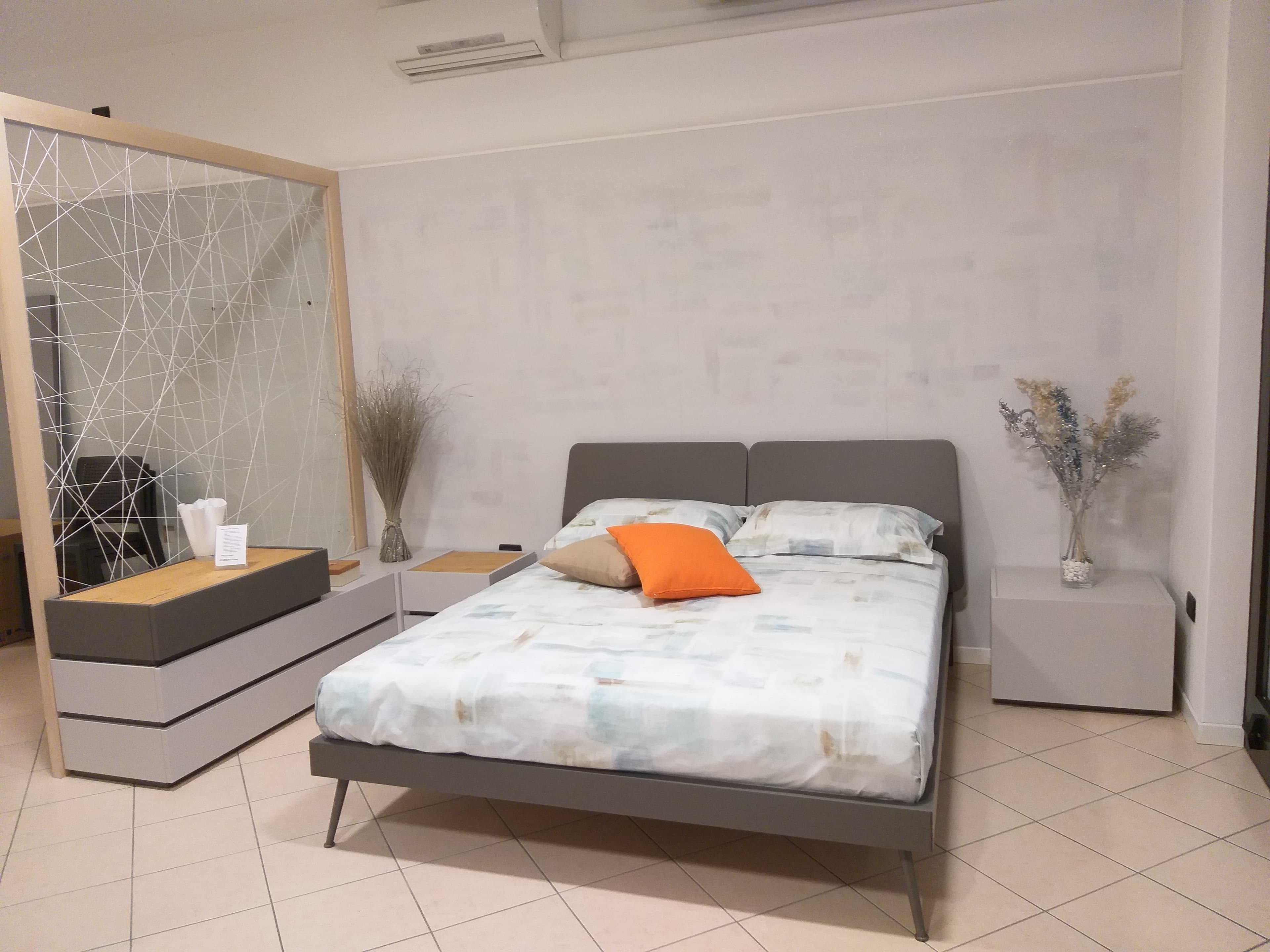 Camera matrimoniale completa - Immagine 1