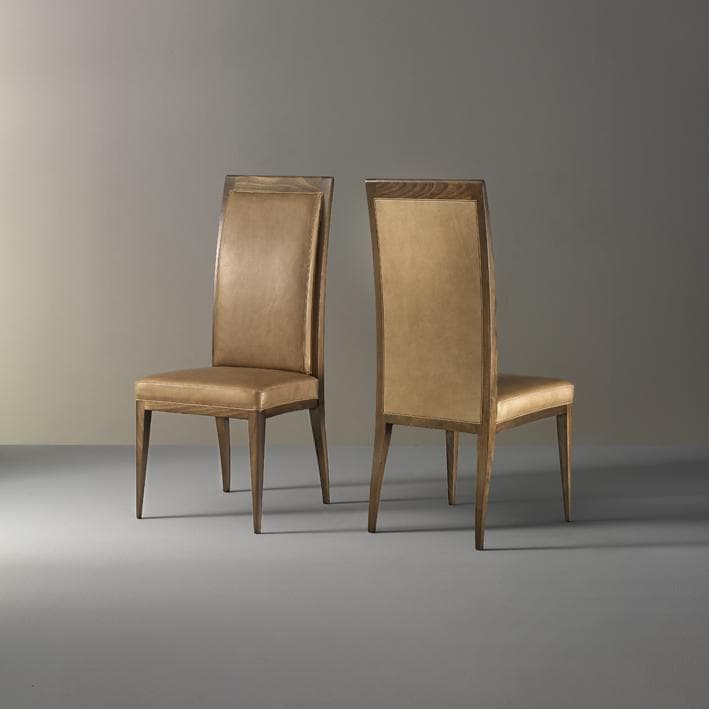 Eleganza Senza Tempo: Sedia in Noce e Pelle - Immagine 1