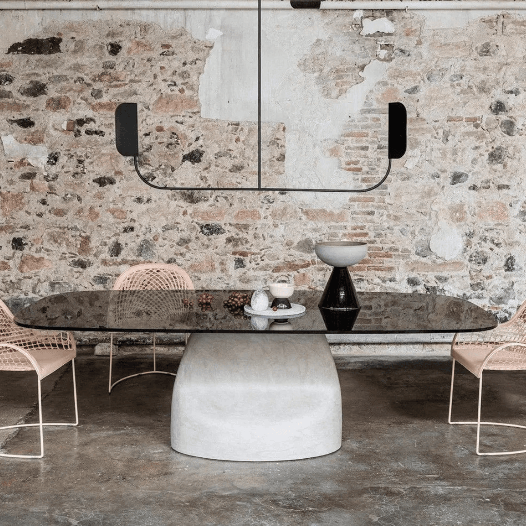 Tavolo Gran Sasso by Midj – Design d’autore in vetro e cuoio – Offerta Outlet Esclusiva