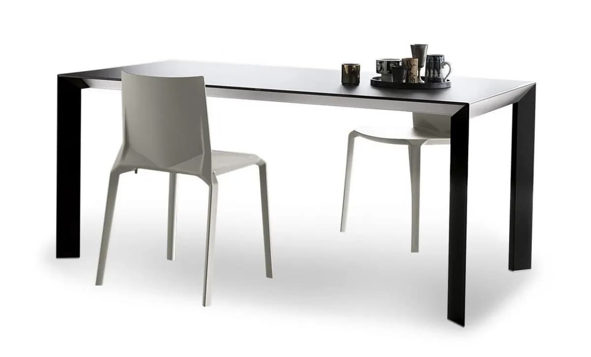 Tavolo Nori Kristalia – Eleganza e Innovazione in Ogni Dettaglio
