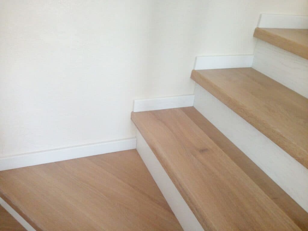Gradini e Assi in Rovere Massello (40 mm) per Scale Interne